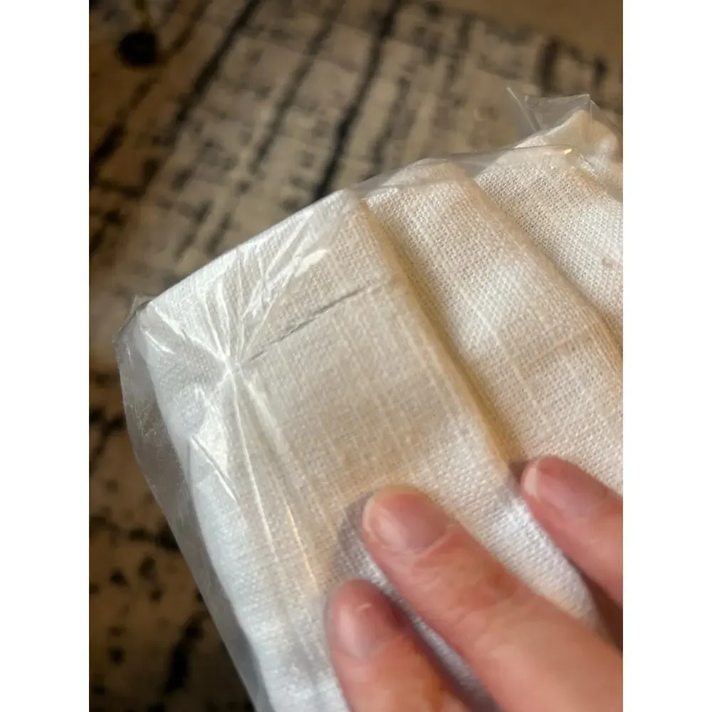*READ Pottery Barn Emery Linen Cordless Roman Shade Blackout Ivory 34